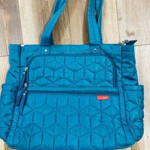 Brand New Georgeous Skip Hop Diaper Bag / Multi Use bag. NEVER BEEN USED!